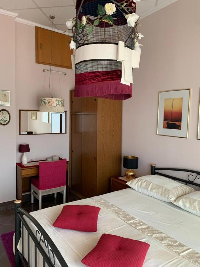 Rozita Seaside Relax Apartments Podgora Kültér fotó