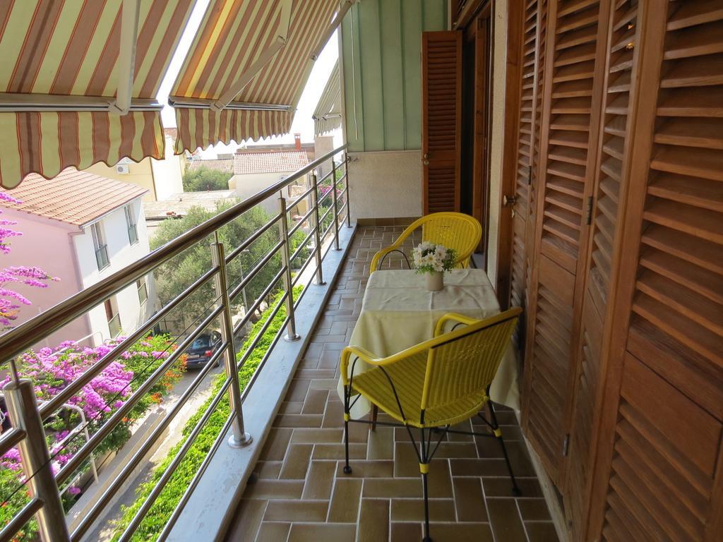 Rozita Seaside Relax Apartments Podgora Kültér fotó
