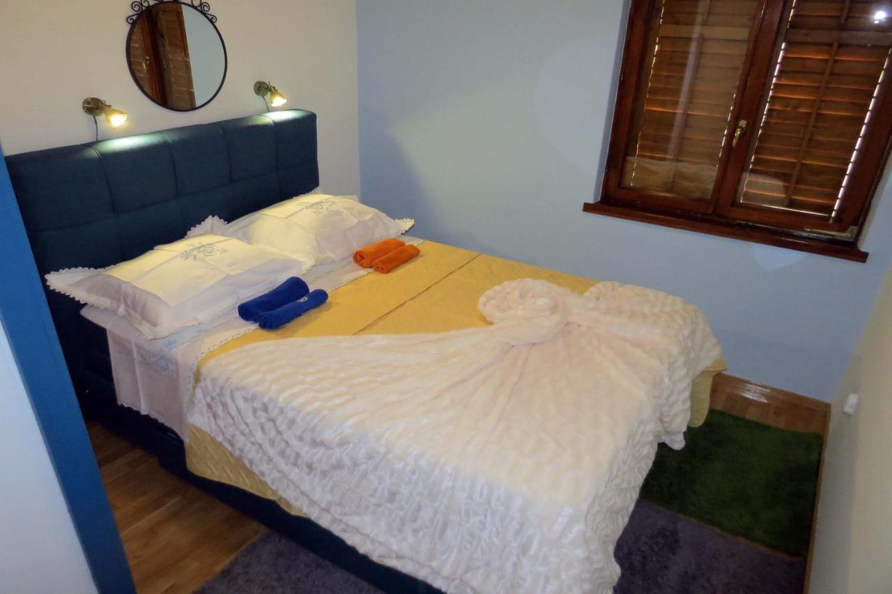 Rozita Seaside Relax Apartments Podgora Kültér fotó